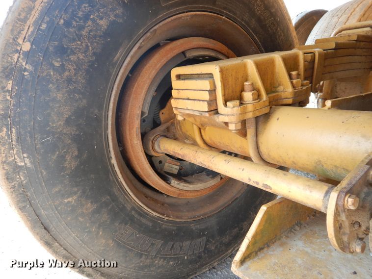 image for item DH2061 1982 Load King 2030-10 bottom dump trailer