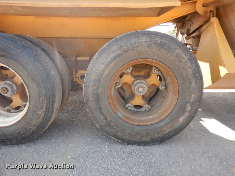 image for item DH2061 1982 Load King 2030-10 bottom dump trailer