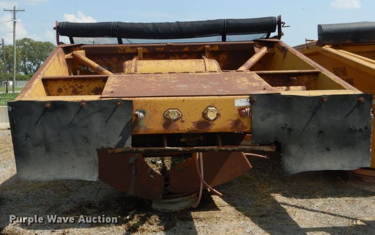 image for item DH2062 1982 Load King 2030-10 bottom drump trailer