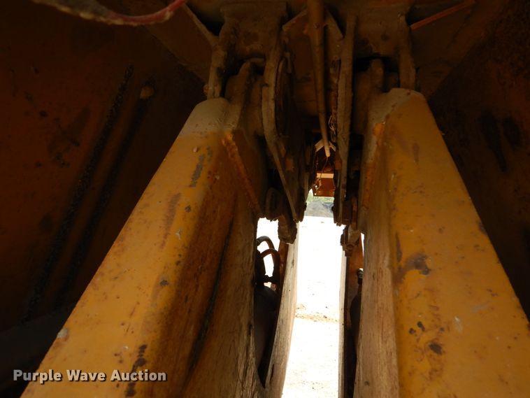 image for item DH2062 1982 Load King 2030-10 bottom drump trailer