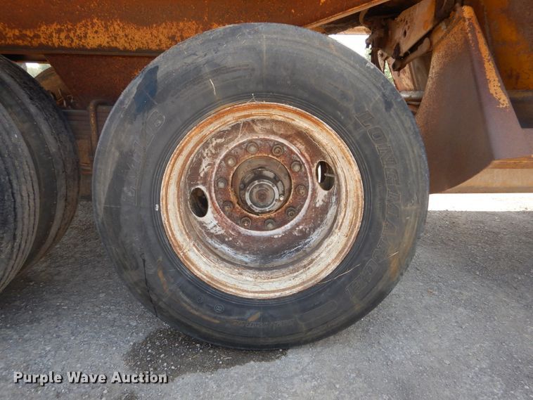 image for item DH2062 1982 Load King 2030-10 bottom drump trailer