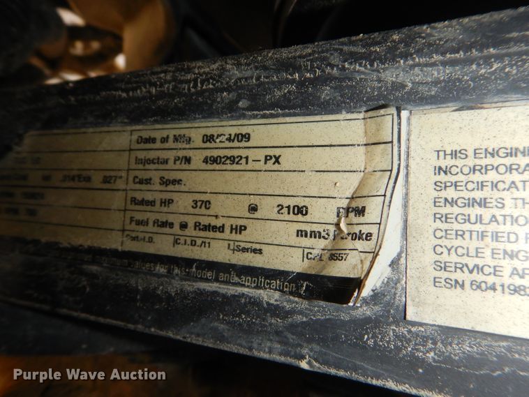 image for item DH2537 2005 Kenworth T800 semi truck