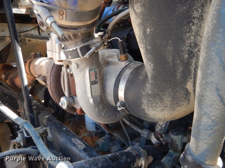 image for item DH2539 2005 Kenworth T800 semi truck