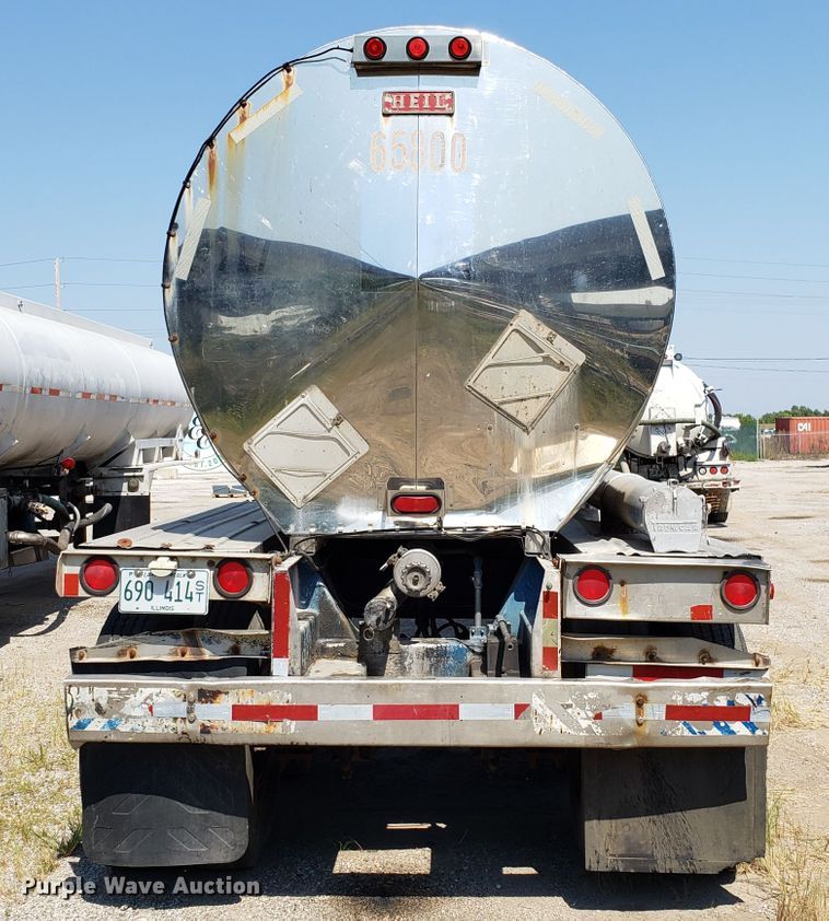 image for item DH2830 1988 Heil tank trailer