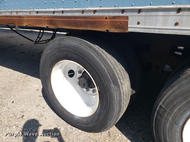 image for item DH2835 1997 Wabash dry van trailer