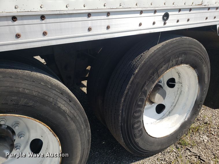 image for item DH2836 2001 Wabash dry van trailer