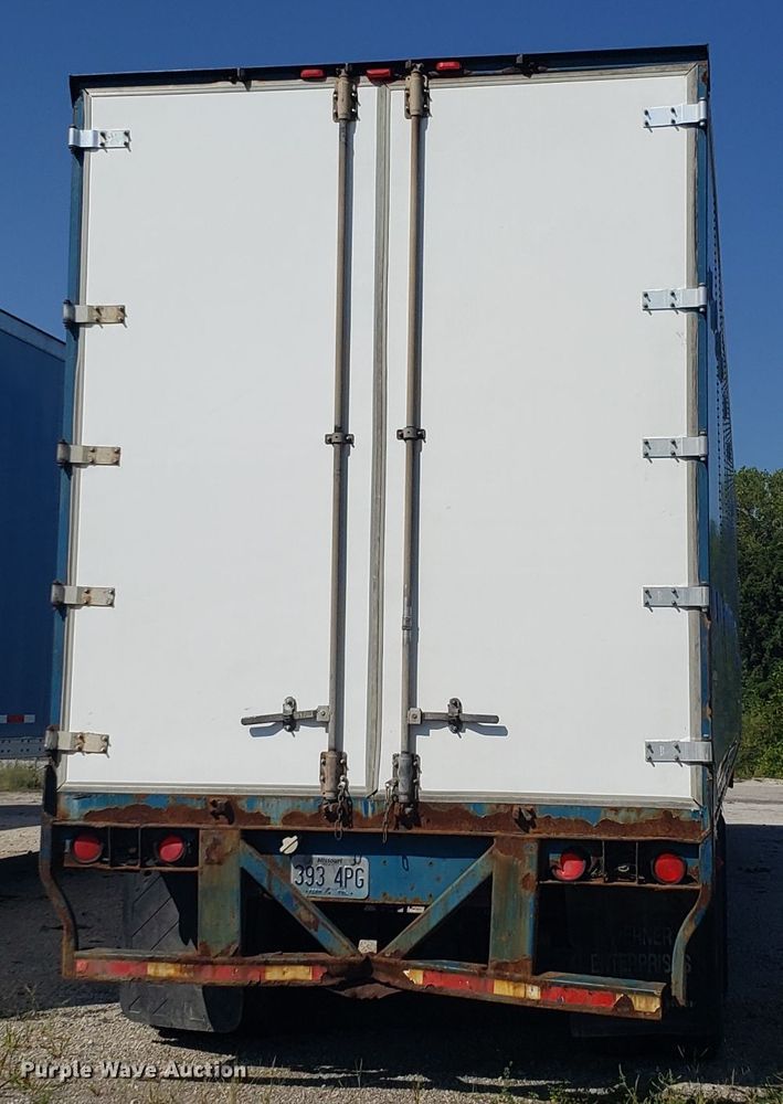 image for item DH2837 2000 Wabash dry van trailer