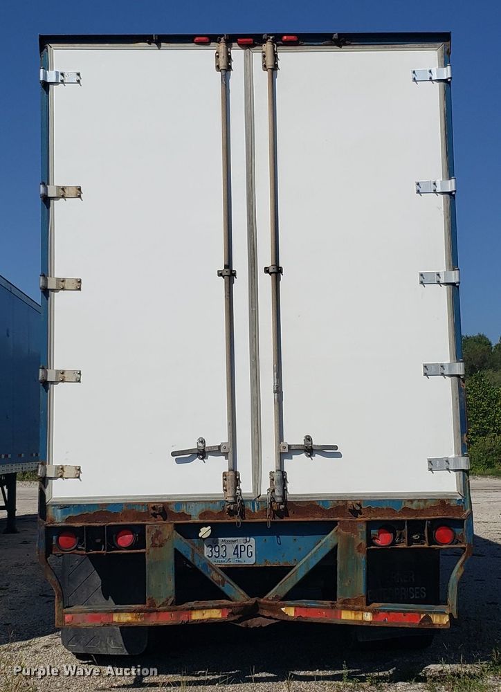 image for item DH2837 2000 Wabash dry van trailer