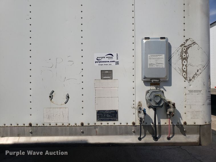 image for item DH2841 2004 Dorsey dry van trailer