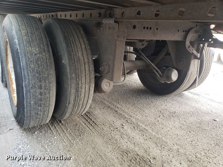 image for item DH2841 2004 Dorsey dry van trailer