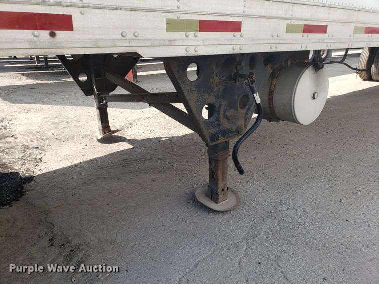 image for item DH2842 1998 Utility dry van trailer
