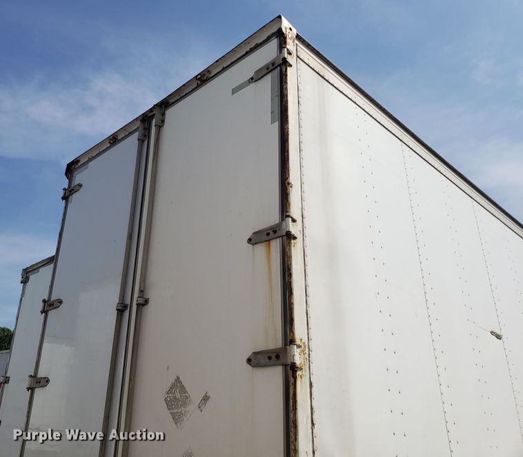 image for item DH2843 1996 Utility dry van trailer