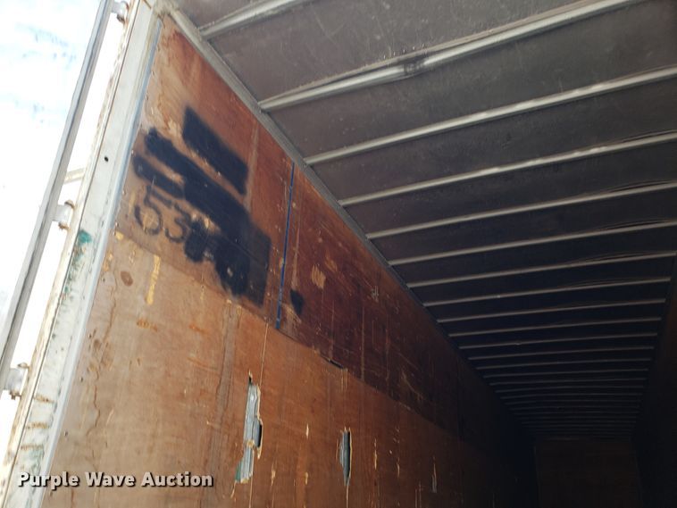 image for item DH2843 1996 Utility dry van trailer