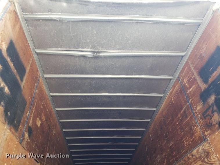 image for item DH2843 1996 Utility dry van trailer