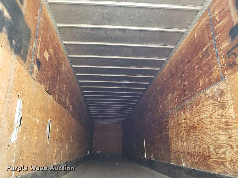 image for item DH2843 1996 Utility dry van trailer