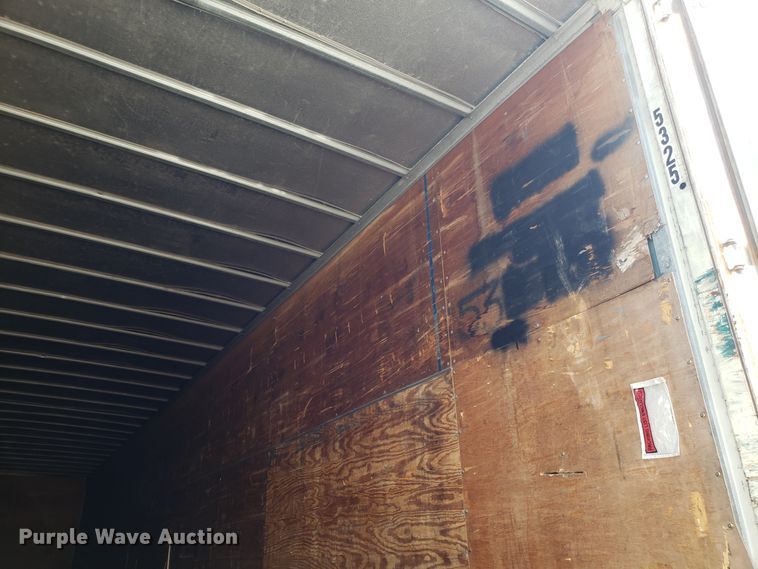 image for item DH2843 1996 Utility dry van trailer