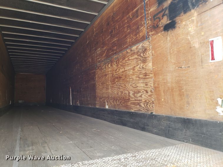 image for item DH2843 1996 Utility dry van trailer