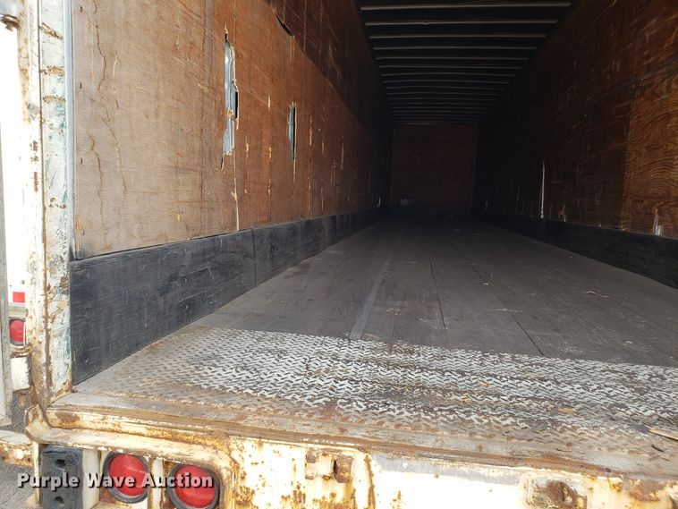 image for item DH2843 1996 Utility dry van trailer