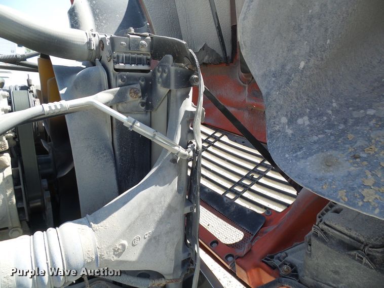 image for item DI0666 2006 Freightliner Columbia semi truck