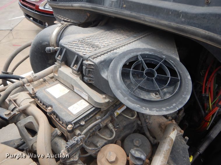 image for item DI1765 2012 Freightliner Cascadia 125 semi truck