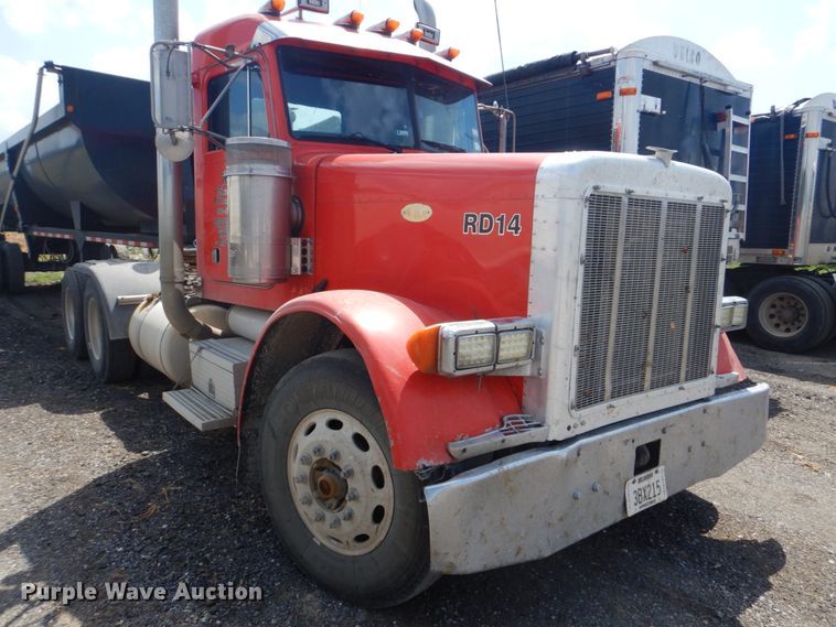 image for item DI2295 2003 Peterbilt 379 semi truck