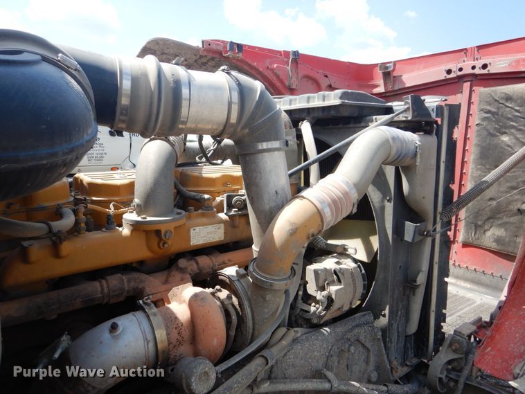 image for item DI2295 2003 Peterbilt 379 semi truck