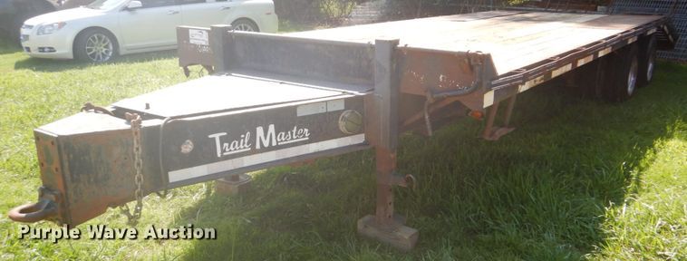 image for item DI2317 2008 Trail King Master equipment trailer