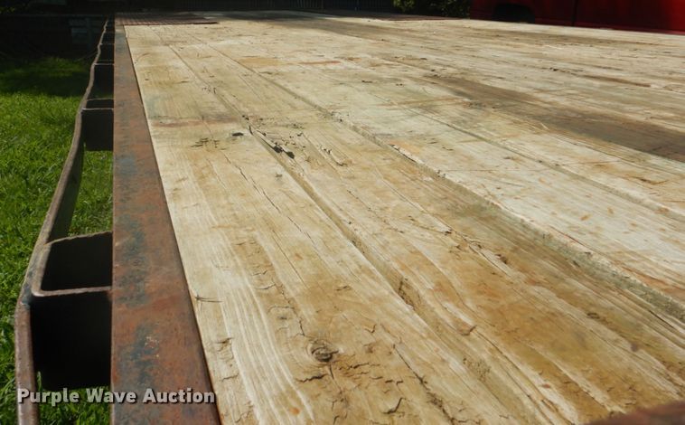 image for item DI2317 2008 Trail King Master equipment trailer