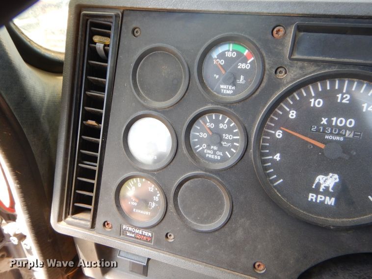 image for item ED9444 1995 Mack CH613 semi truck