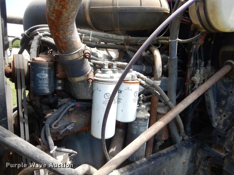 image for item ED9444 1995 Mack CH613 semi truck