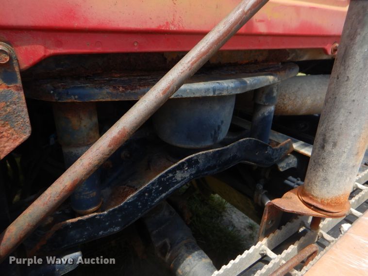 image for item ED9444 1995 Mack CH613 semi truck