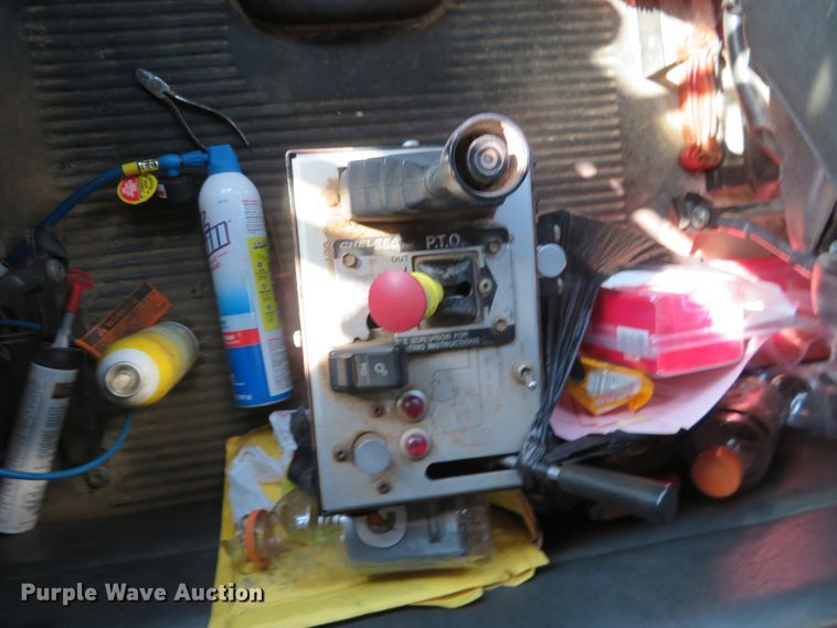 image for item EQ9288 2006 Freightliner Coronado semi truck