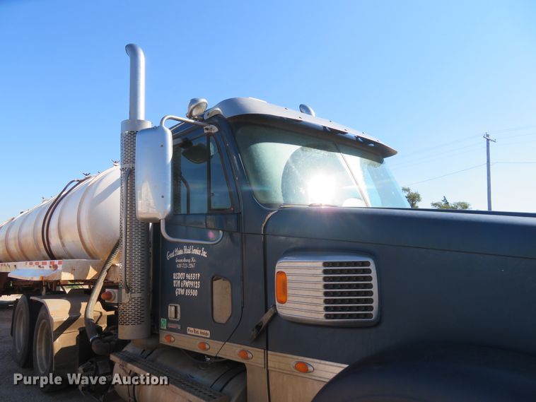 image for item EQ9288 2006 Freightliner Coronado semi truck