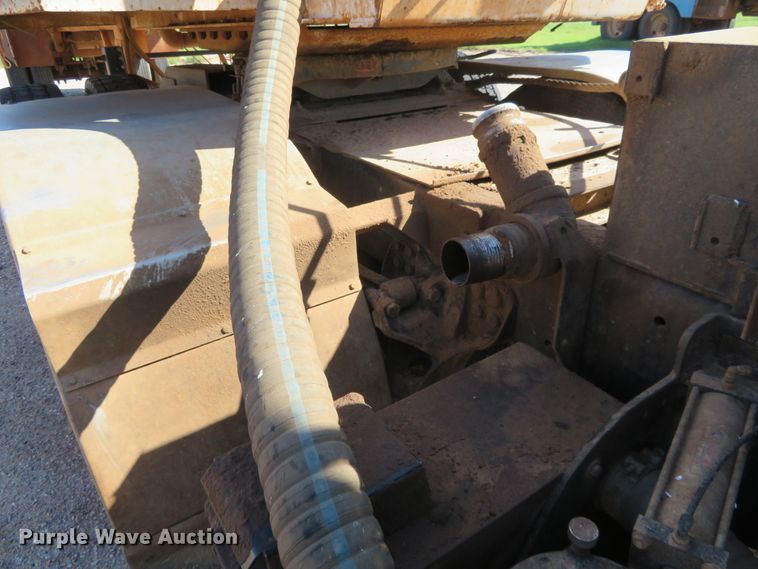 image for item EQ9288 2006 Freightliner Coronado semi truck