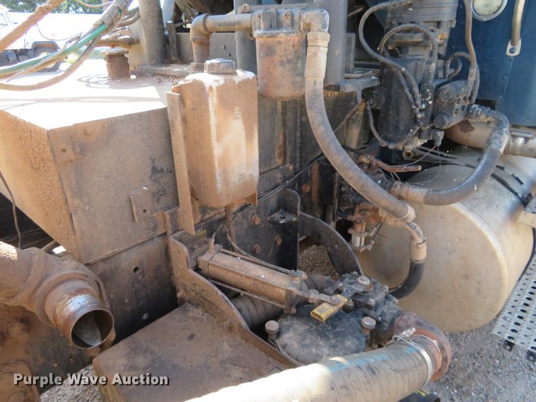 image for item EQ9288 2006 Freightliner Coronado semi truck