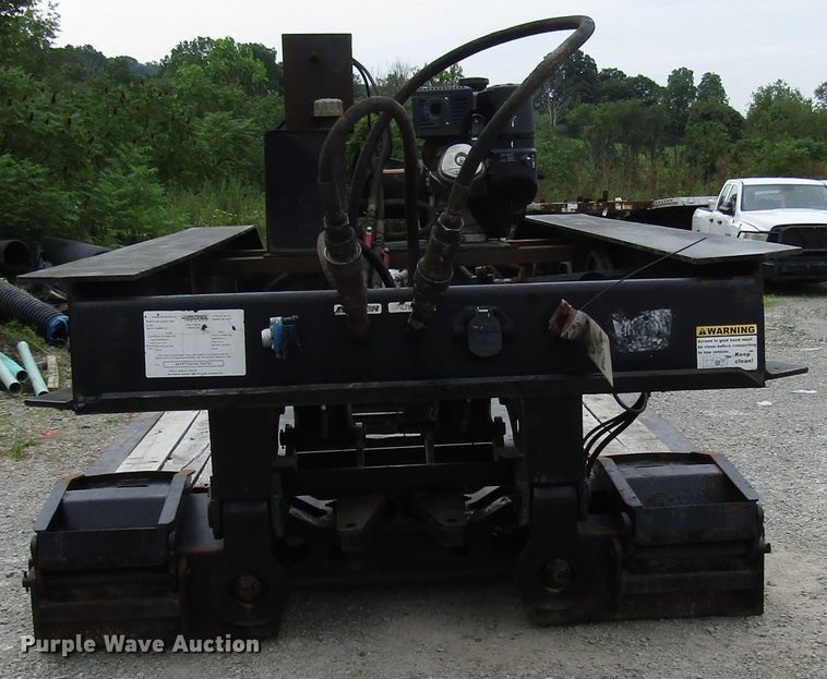image for item FJ9729 2006 Towmaster lowboy equipment trailer