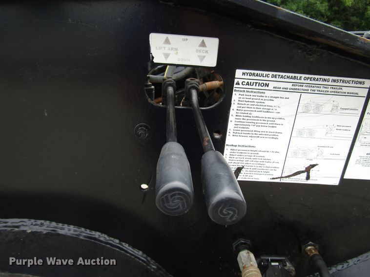 image for item FJ9729 2006 Towmaster lowboy equipment trailer