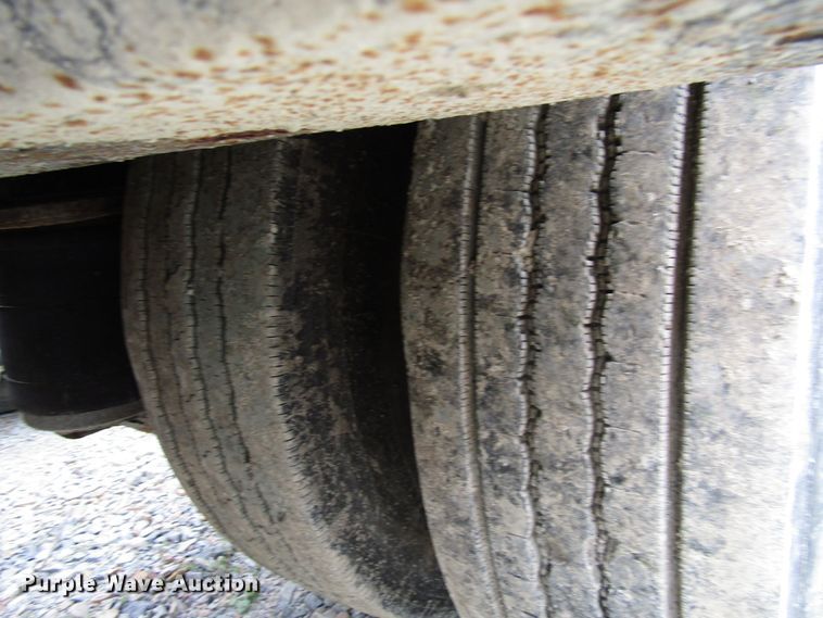 image for item FJ9729 2006 Towmaster lowboy equipment trailer