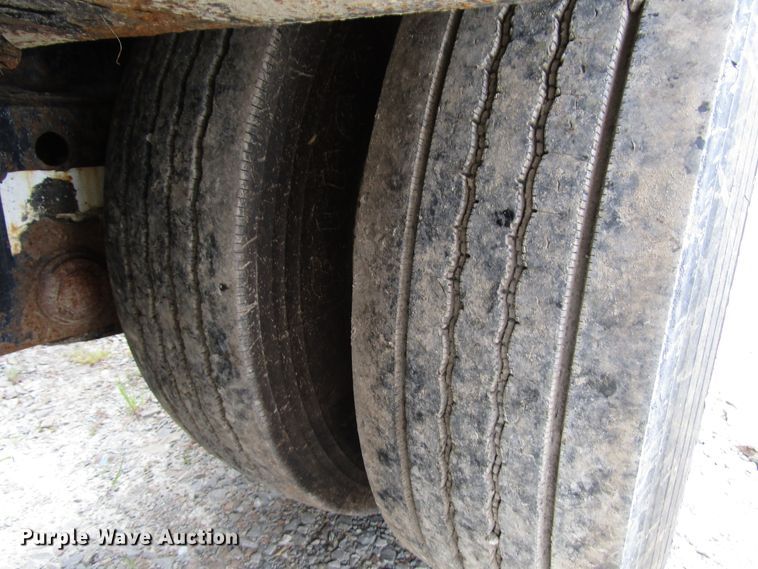 image for item FJ9729 2006 Towmaster lowboy equipment trailer