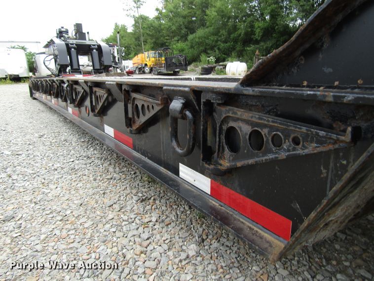 image for item FJ9729 2006 Towmaster lowboy equipment trailer