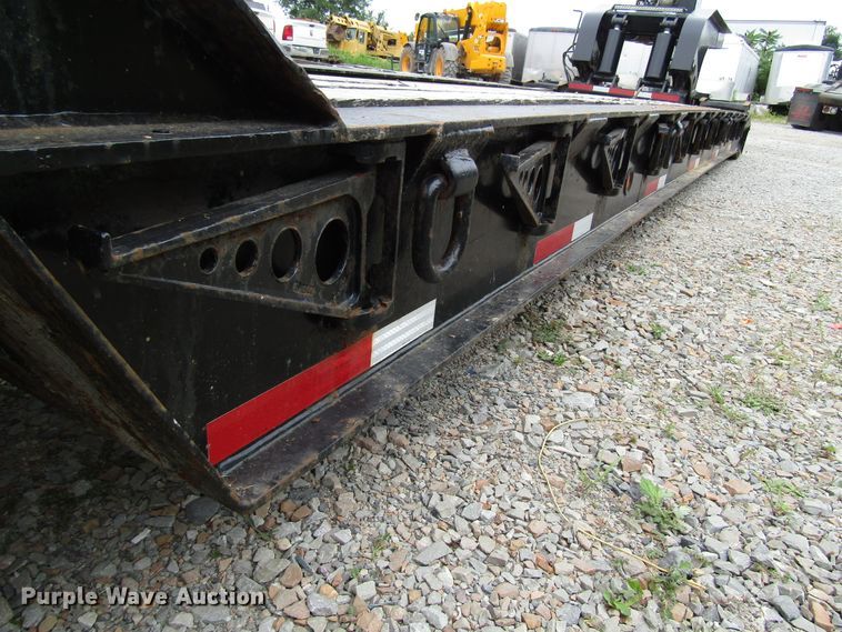 image for item FJ9729 2006 Towmaster lowboy equipment trailer
