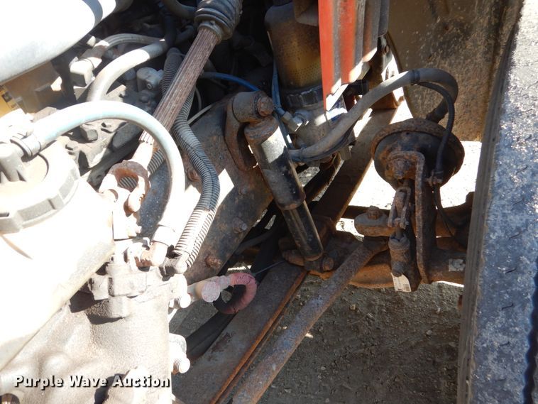 image for item FU9426 2005 Freightliner Business Class M2 truck chassis