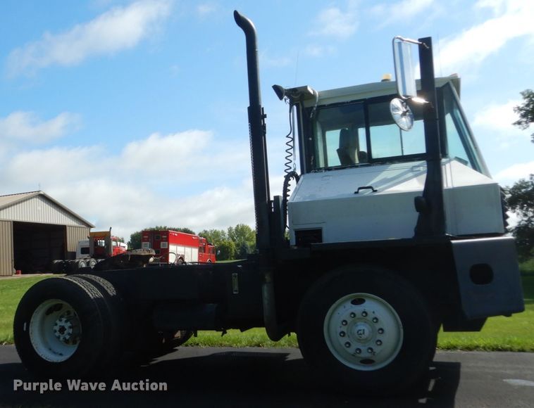 image for item FU9504 1989 Magnum yard truck