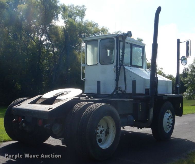 image for item FU9504 1989 Magnum yard truck