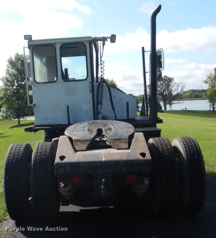 image for item FU9504 1989 Magnum yard truck