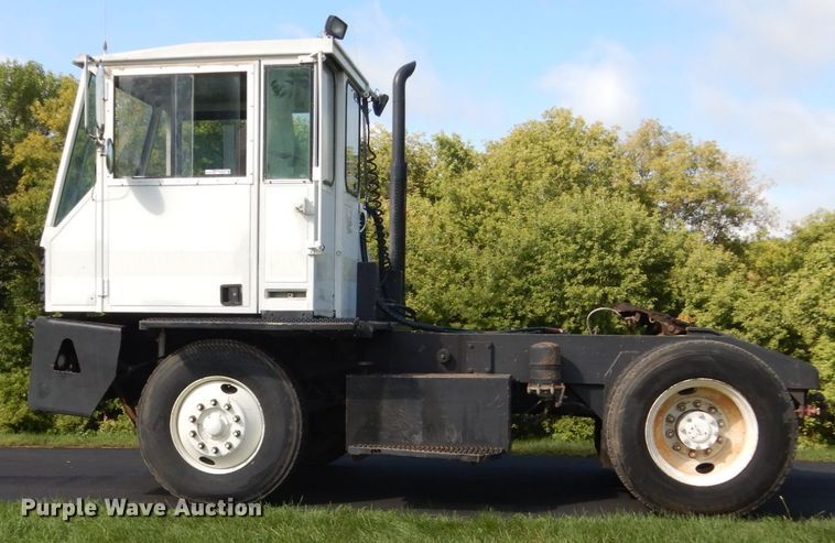 image for item FU9504 1989 Magnum yard truck