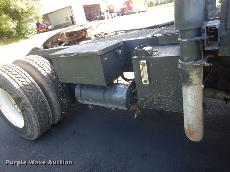 image for item FU9504 1989 Magnum yard truck