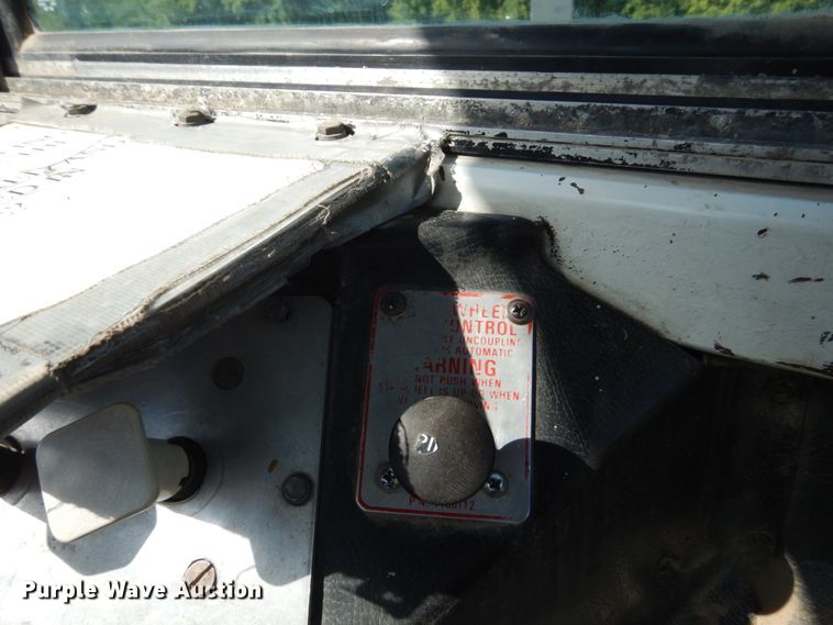 image for item FU9504 1989 Magnum yard truck