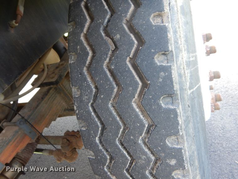 image for item FU9504 1989 Magnum yard truck