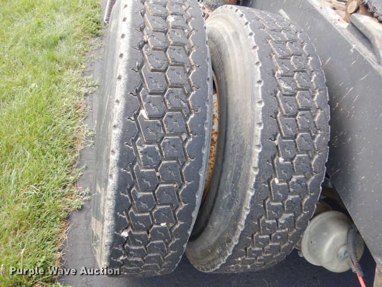 image for item FU9504 1989 Magnum yard truck